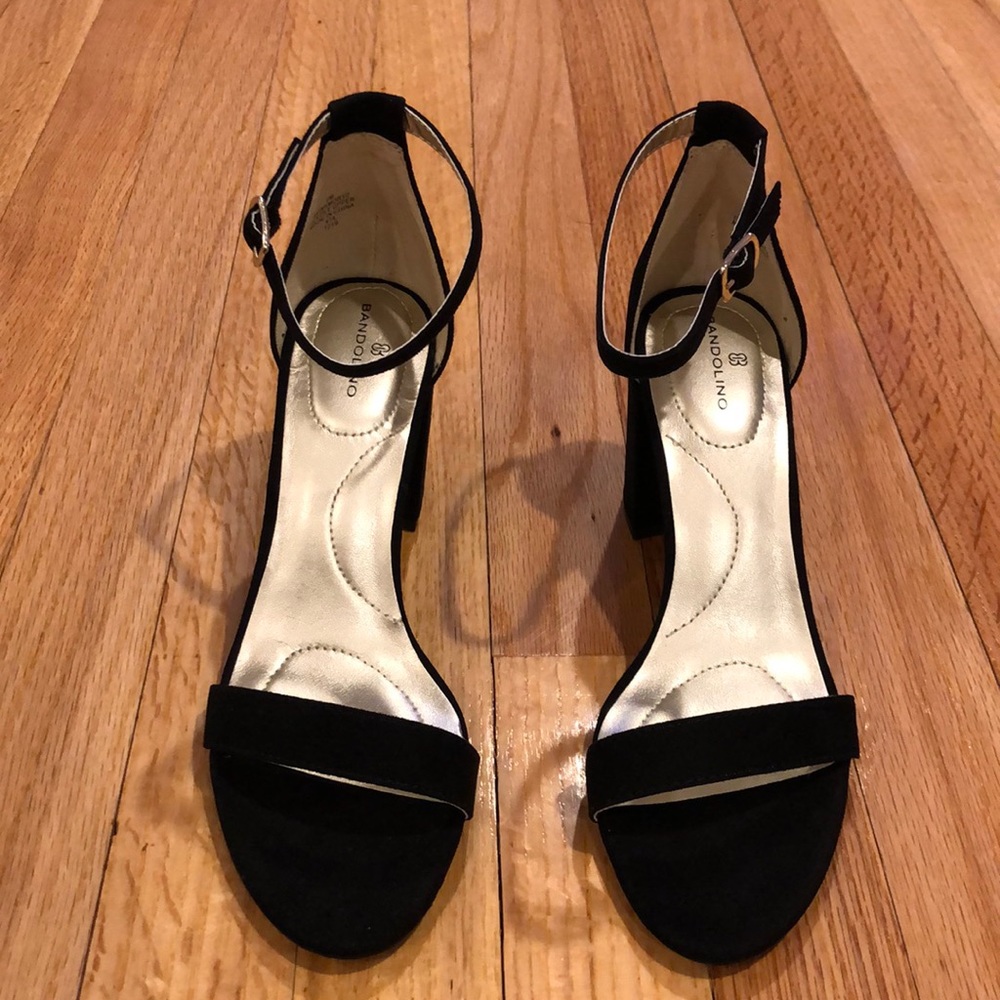 Bandolino, Black, Heels, Size 7. Never Worn.